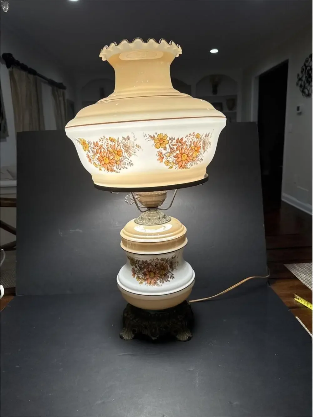 Vintage 1970s Large Amber Floral 25” Iridescent GWTW Hurricane Glass Lamp